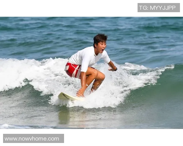 中国首位冲浪世界巡回赛选手历史性晋级年度总决赛点燃国人热情