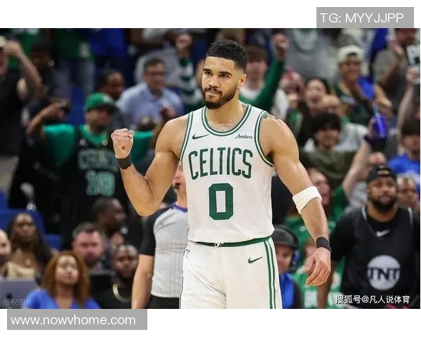 塔图姆当选月度最佳球员实力演绎无可挑剔荣誉实至名归彰显领袖风采 塔图姆当选月度最佳球员实力演绎无可挑剔荣誉实至名归彰显领袖风采