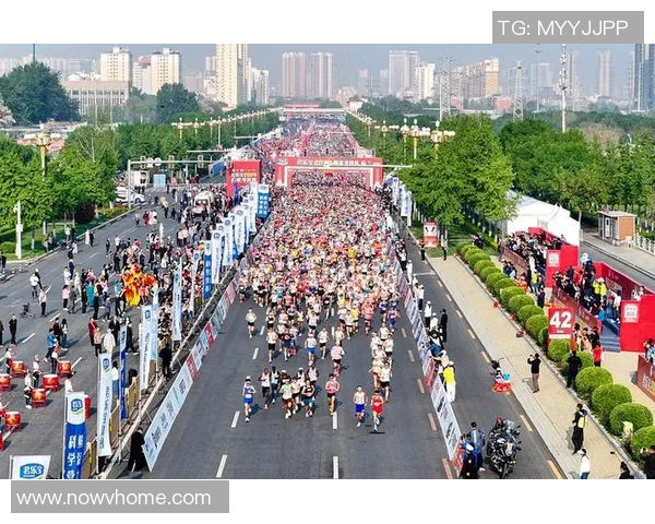 北京马拉松报名人数突破十万创历史新高 成为全球瞩目赛事
